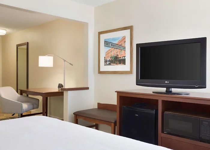 Hampton Worth Southwest Cityview Hotel 3*