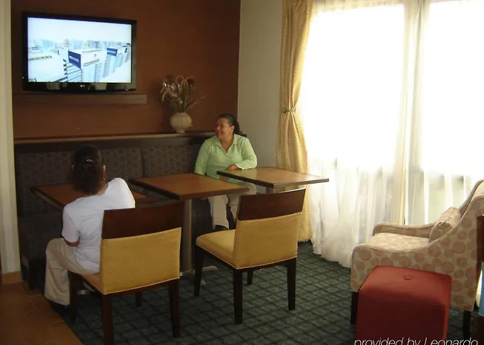 Hampton Worth Southwest Cityview 3*