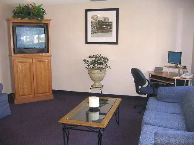 Hampton Worth Southwest Cityview Hotel